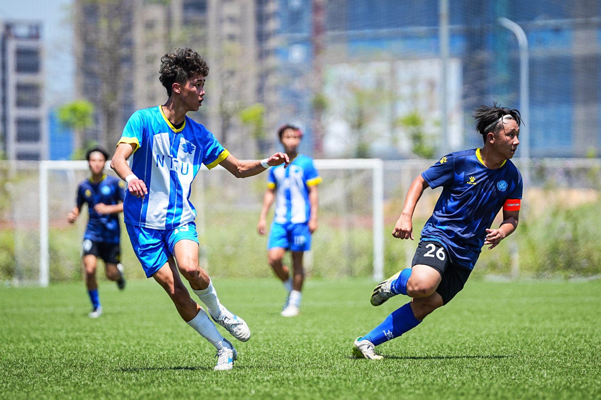 足球国足后防稳固，连续三场零封对手