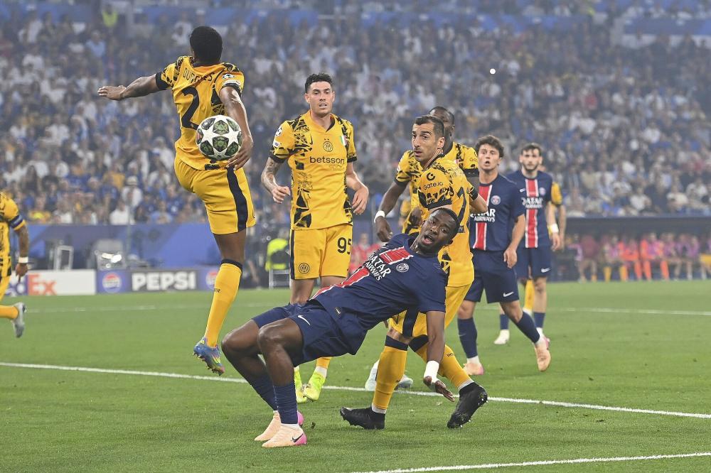 美媒：保罗不太可能签约其他球队，他在更衣室的影响力太大了